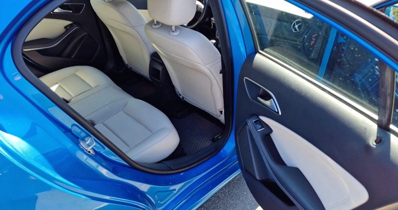 Mercedes-Benz Klasa A cena 43900 przebieg: 155433, rok produkcji 2012 z Trzcianka małe 232